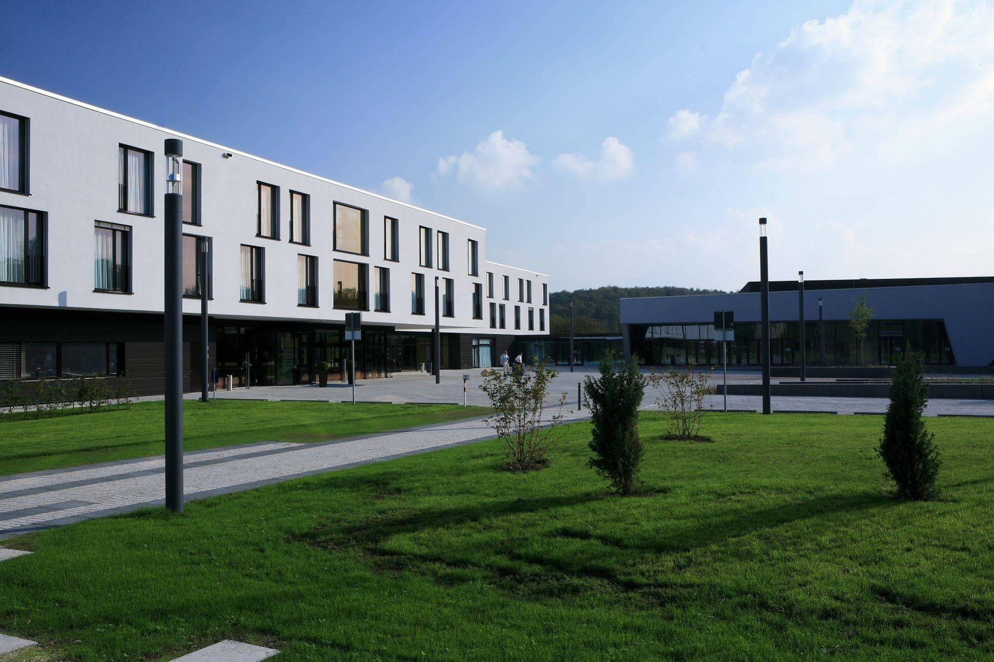Schlosshotel Hellenstein 하이덴하임안데어브렌츠 외부 사진