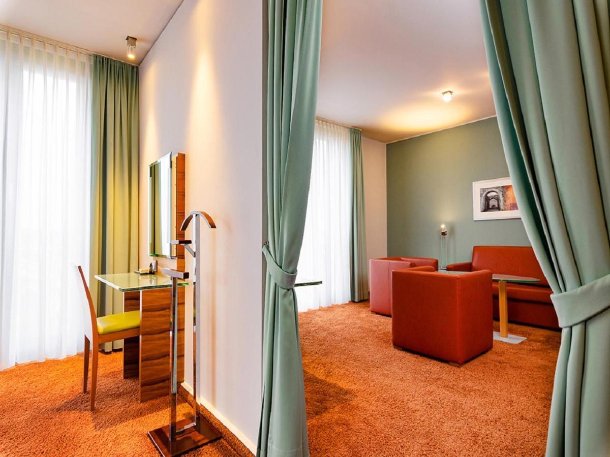 Schlosshotel Hellenstein 하이덴하임안데어브렌츠 외부 사진
