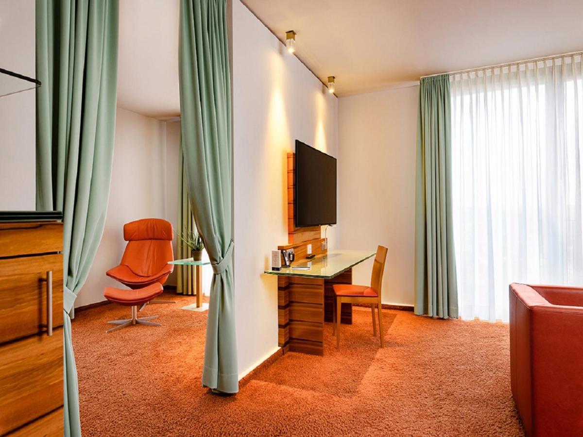 Schlosshotel Hellenstein 하이덴하임안데어브렌츠 외부 사진
