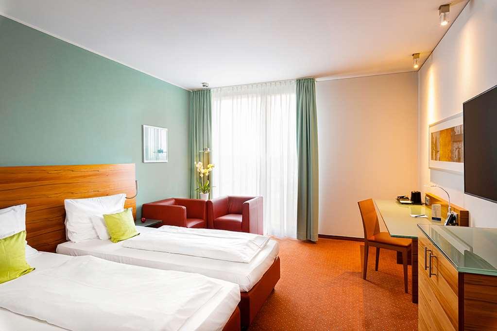Schlosshotel Hellenstein 하이덴하임안데어브렌츠 객실 사진