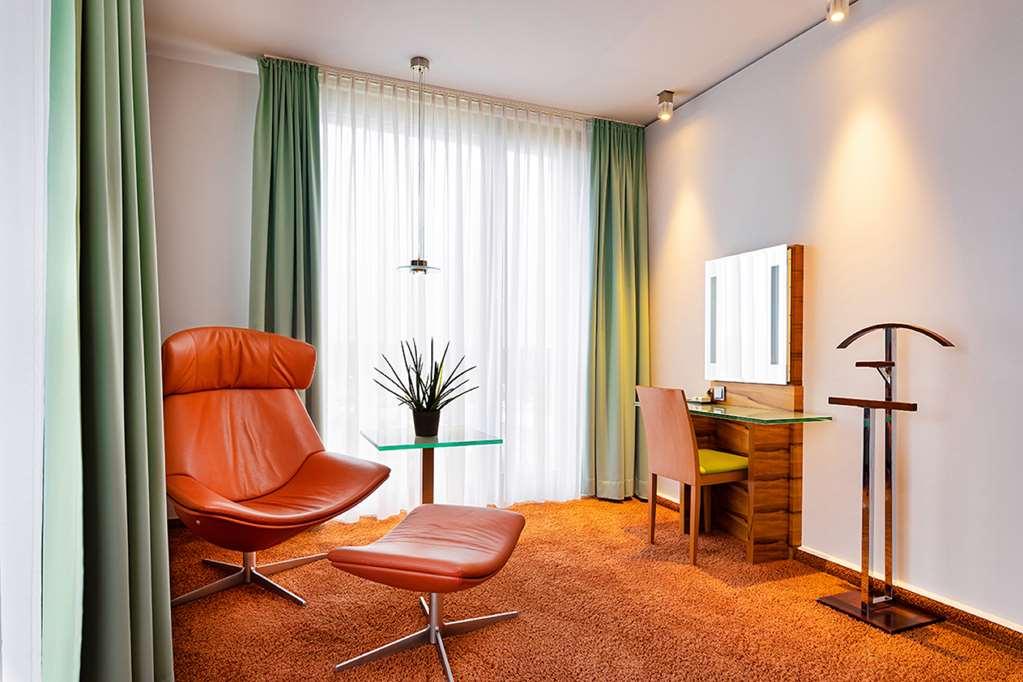 Schlosshotel Hellenstein 하이덴하임안데어브렌츠 객실 사진